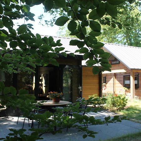 Cosy Wooden House Amid Woods In Soesterberg Утрехт Экстерьер фото