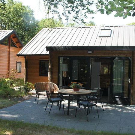 Cosy Wooden House Amid Woods In Soesterberg Утрехт Экстерьер фото